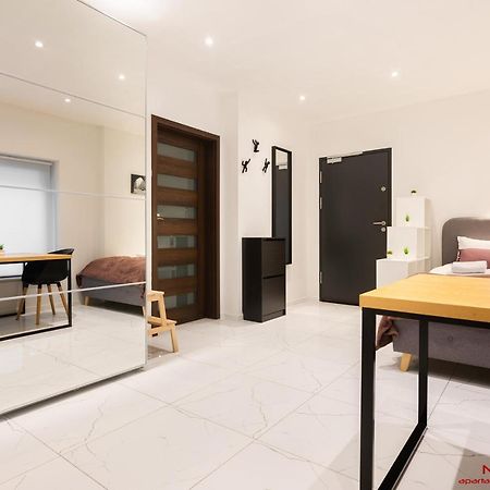 Apartment Nearto Old Town Halicka Street Cracóvia Exterior foto
